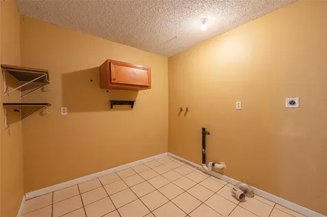 5206 Avenue L Galveston TX 77551