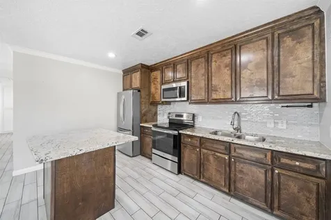 7941 Goode Street Houston TX 77012