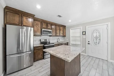 7941 Goode Street Houston TX 77012