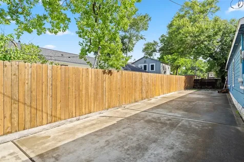 7941 Goode Street Houston TX 77012
