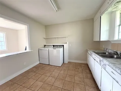 3515 5th Street Bay City TX 77414