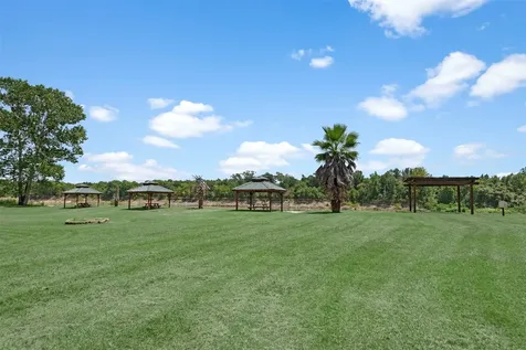 61 Shoreline Drive Cleveland TX 77327