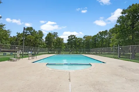 61 Shoreline Drive Cleveland TX 77327