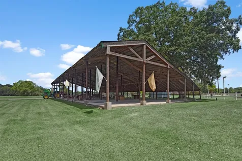 61 Shoreline Drive Cleveland TX 77327