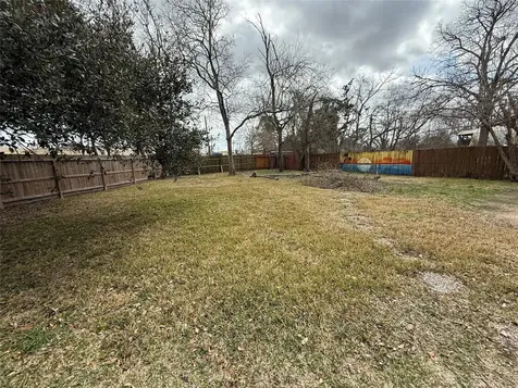 4114 Victoria Avenue Dickinson TX 77539