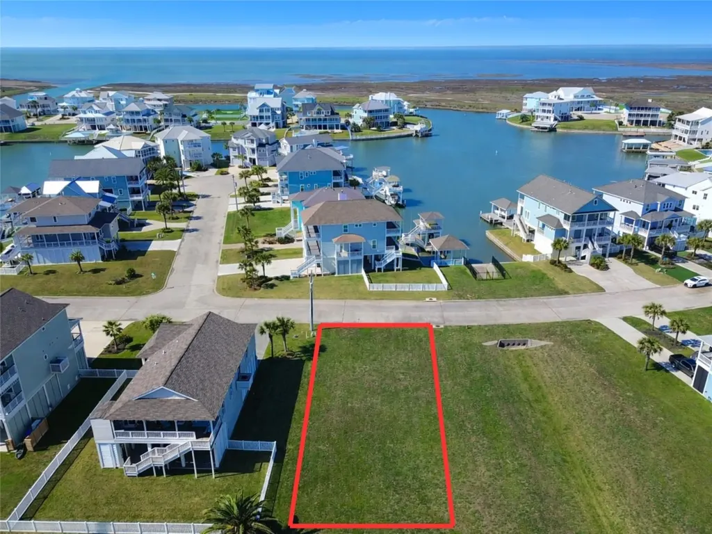 4223 S Sunset Bay Drive Galveston TX 77554