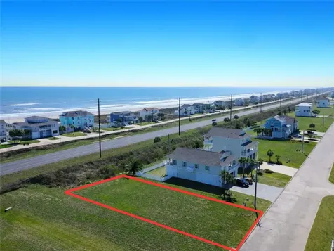 4223 S Sunset Bay Drive Galveston TX 77554