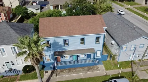 805 10th Street 4 Galveston TX 77550