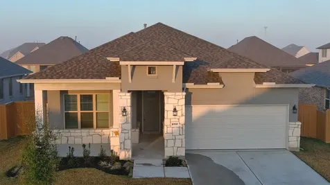 2717 Mackinac Bay Drive Texas City TX 77568