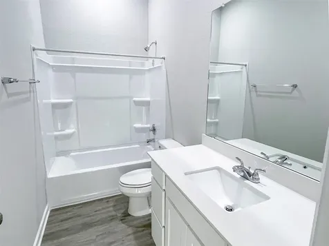 2717 Mackinac Bay Drive Texas City TX 77568