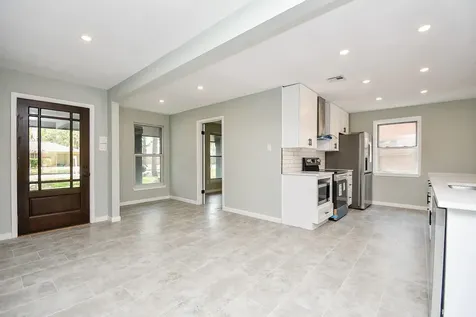5850 Duxbury Street Houston TX 77035