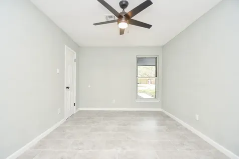 5850 Duxbury Street Houston TX 77035