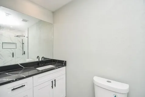 5850 Duxbury Street Houston TX 77035