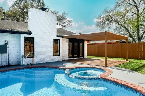 5850 Duxbury Street Houston TX 77035