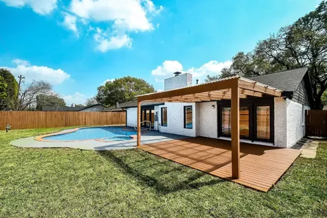 5850 Duxbury Street Houston TX 77035