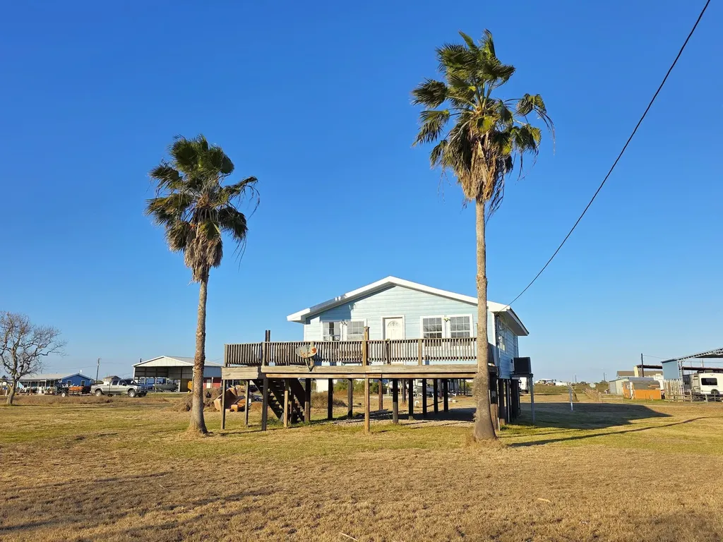 405 Blue Water Boulevard Sargent TX 77414