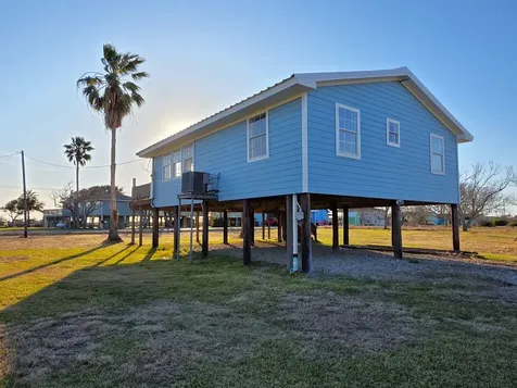 405 Blue Water Boulevard Sargent TX 77414