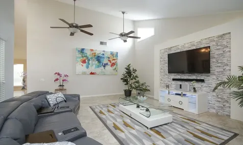2110 Woodland Park Drive Houston TX 77077