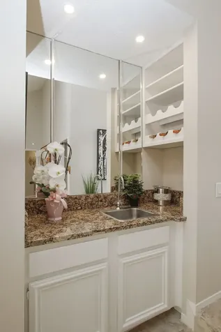 2110 Woodland Park Drive Houston TX 77077