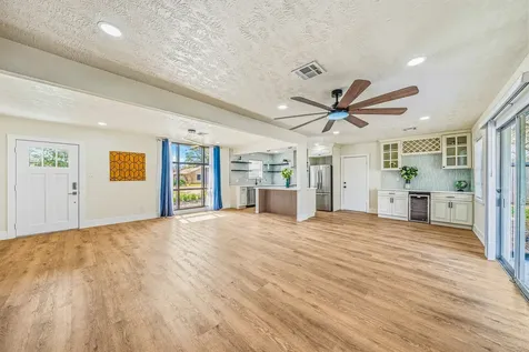 10042 Lazy Oaks Street Houston TX 77080