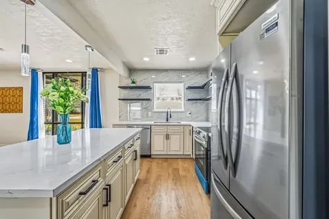 10042 Lazy Oaks Street Houston TX 77080