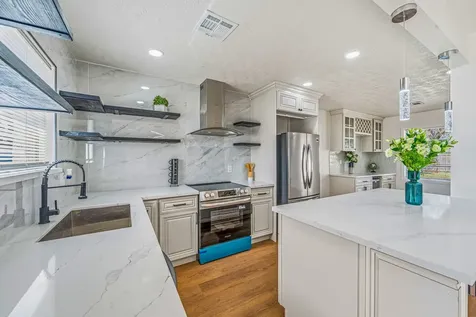 10042 Lazy Oaks Street Houston TX 77080