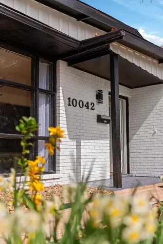 10042 Lazy Oaks Street Houston TX 77080