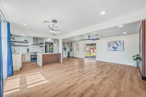 10042 Lazy Oaks Street Houston TX 77080