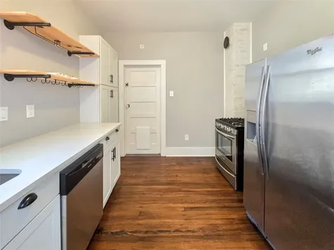4302 Avenue Q 1/2 Galveston TX 77550