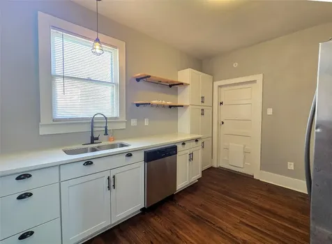 4302 Avenue Q 1/2 Galveston TX 77550