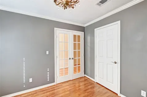 1960 Greentree Drive Huntsville TX 77340