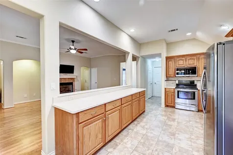 1960 Greentree Drive Huntsville TX 77340