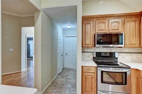 1960 Greentree Drive Huntsville TX 77340