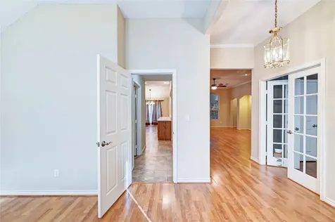 1960 Greentree Drive Huntsville TX 77340