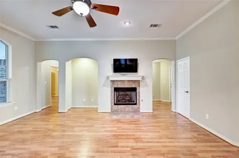 1960 Greentree Drive Huntsville TX 77340