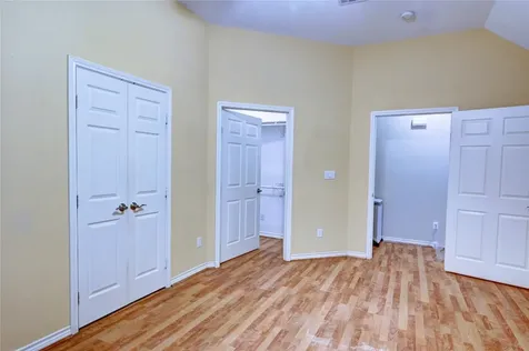1960 Greentree Drive Huntsville TX 77340