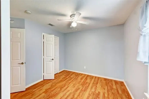 1960 Greentree Drive Huntsville TX 77340
