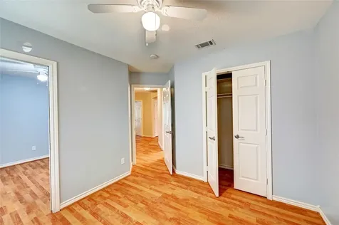 1960 Greentree Drive Huntsville TX 77340