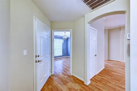 1960 Greentree Drive Huntsville TX 77340