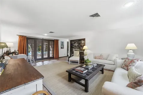 411 Hunters Park Lane Houston TX 77024