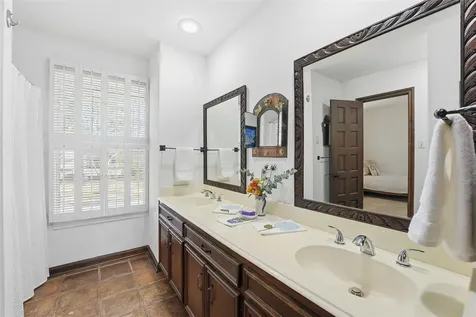 411 Hunters Park Lane Houston TX 77024
