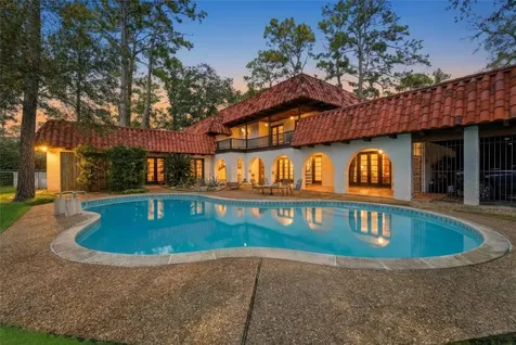 411 Hunters Park Lane Houston TX 77024