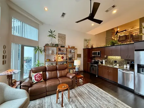 3311 Yupon Street 315 Houston TX 77006