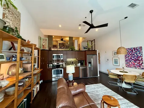 3311 Yupon Street 315 Houston TX 77006