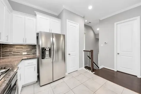 2219 Bellefontaine Street Houston TX 77030