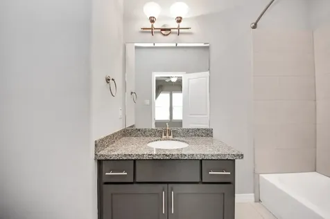 2219 Bellefontaine Street Houston TX 77030