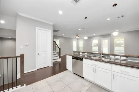 2219 Bellefontaine Street Houston TX 77030