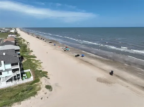 1110 Gulfview Road Port Bolivar TX 77650