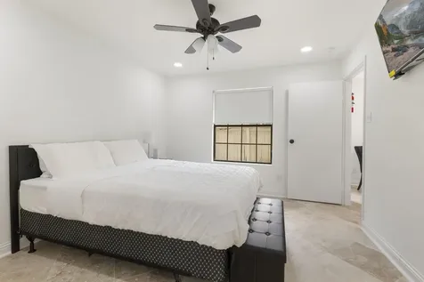 2750 Holly Hall Street 1111 Houston TX 77054