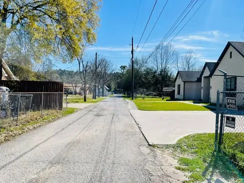 1825 Isom Street Houston TX 77039